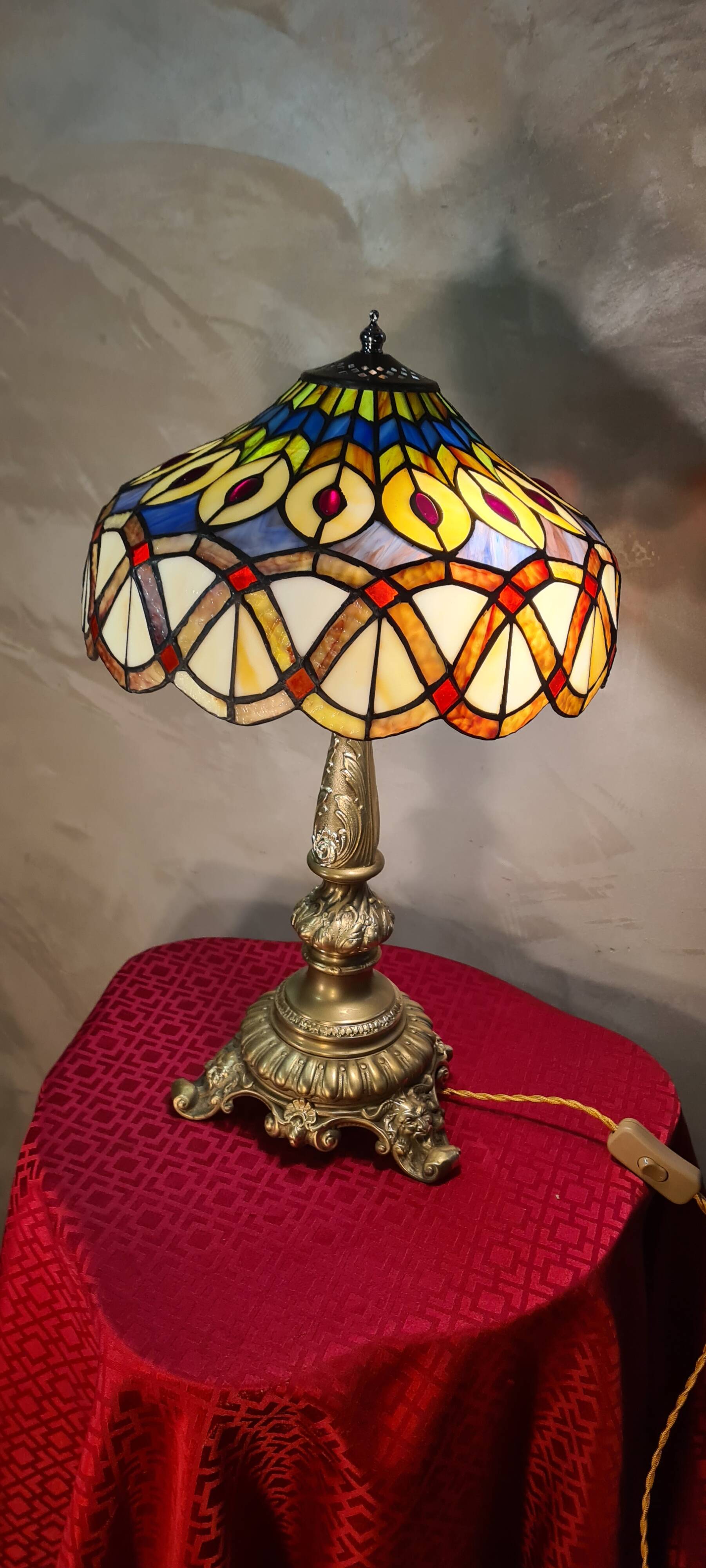 Antique lamp restored solid bronze 52x30 tiffany style