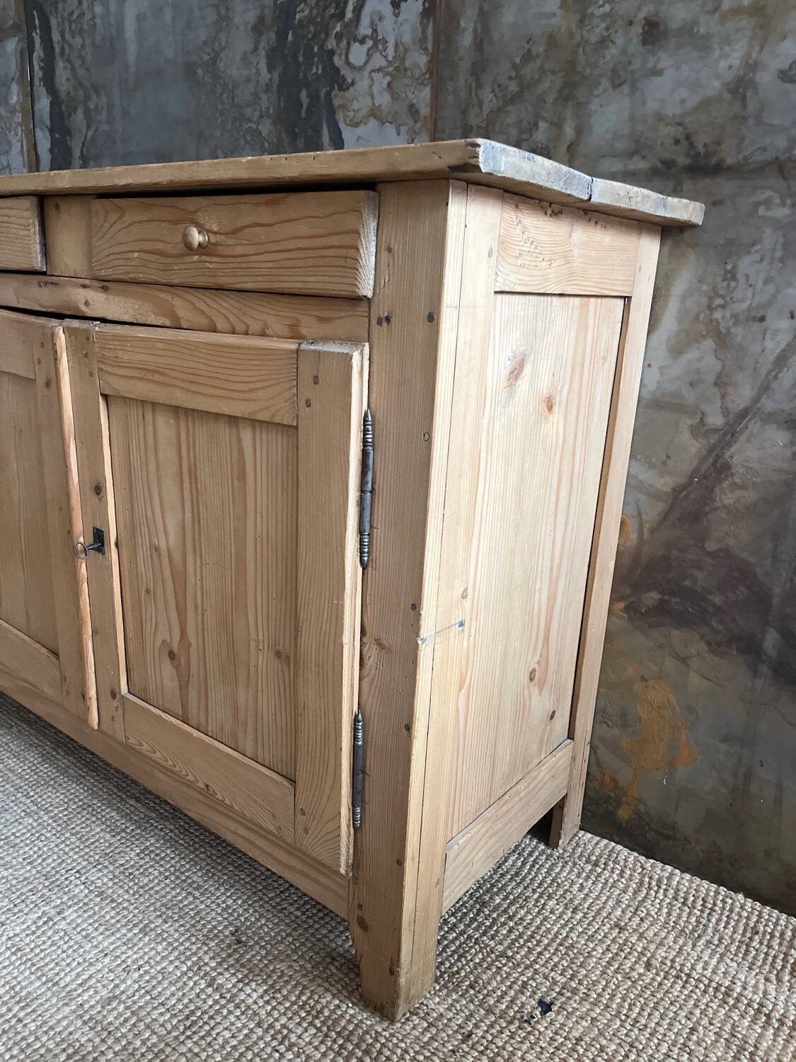 Parisian raw wood buffet