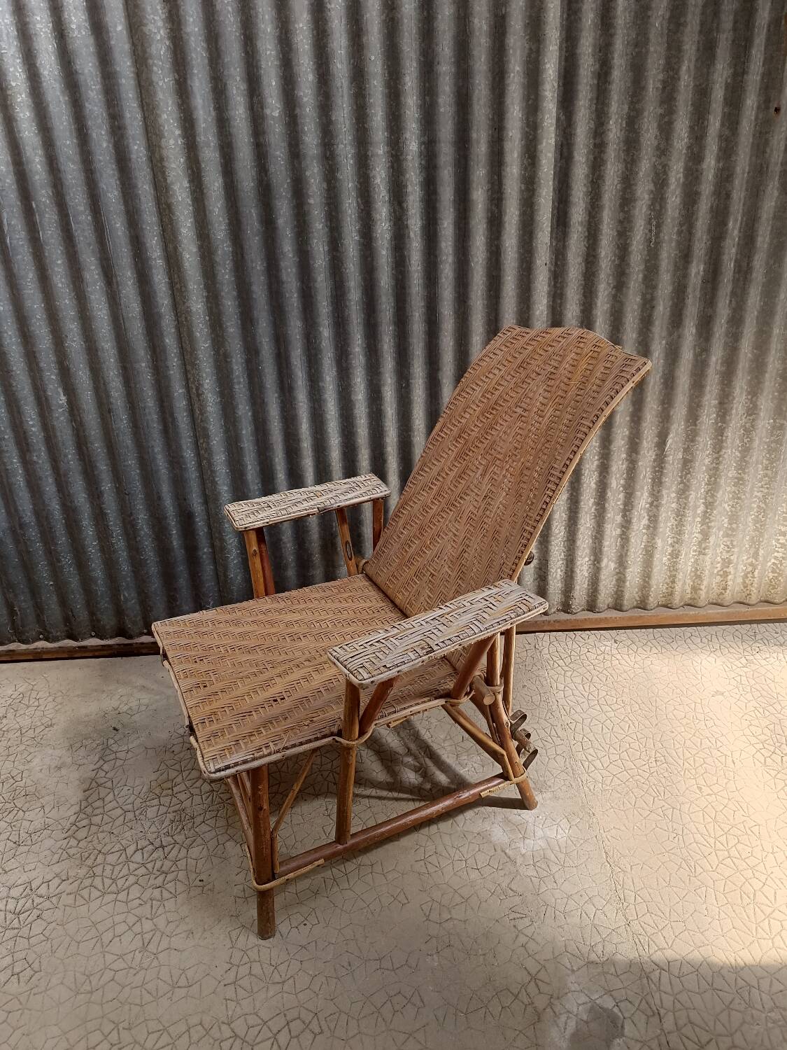 Sun lounger - Deckchair - Vintage rattan wicker lounge chair