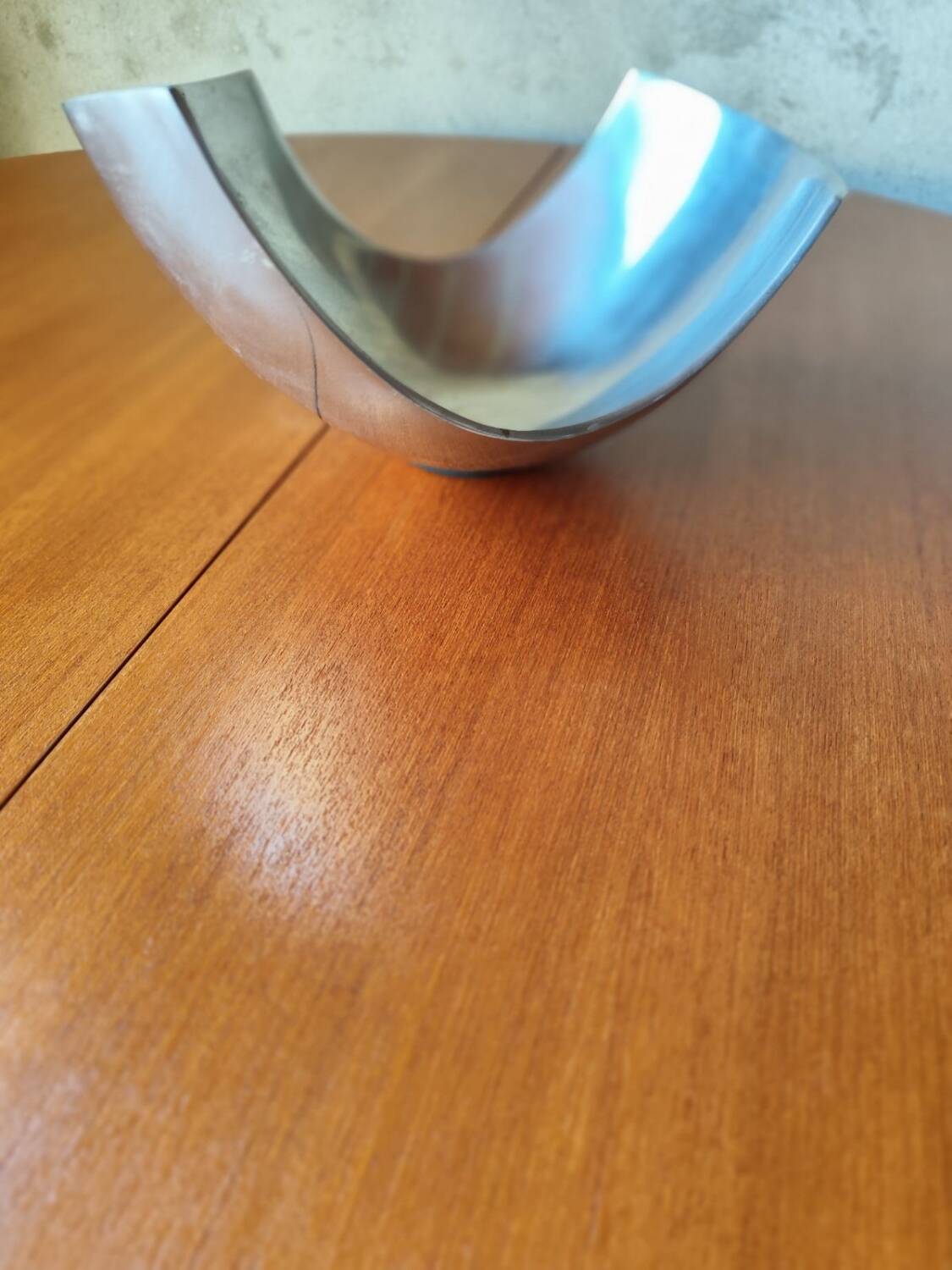 Vintage round dining table