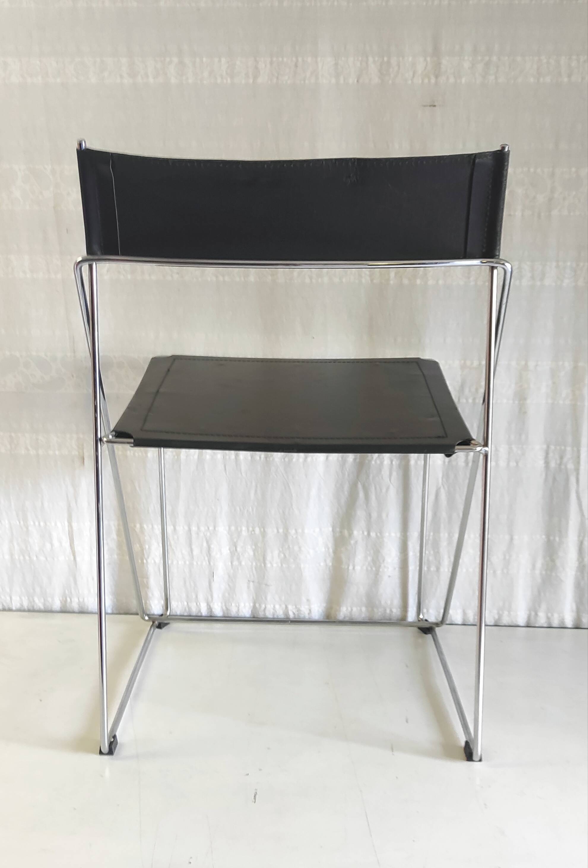 Modernist design chair chrome metal and black leather - 70s