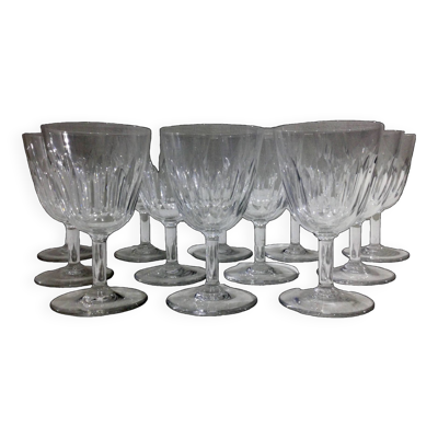 Baccarat – 12 verres à vin blanc En Cristal De Baccarat Modèle Casino