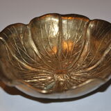 Empty-pocket flower in solid brass