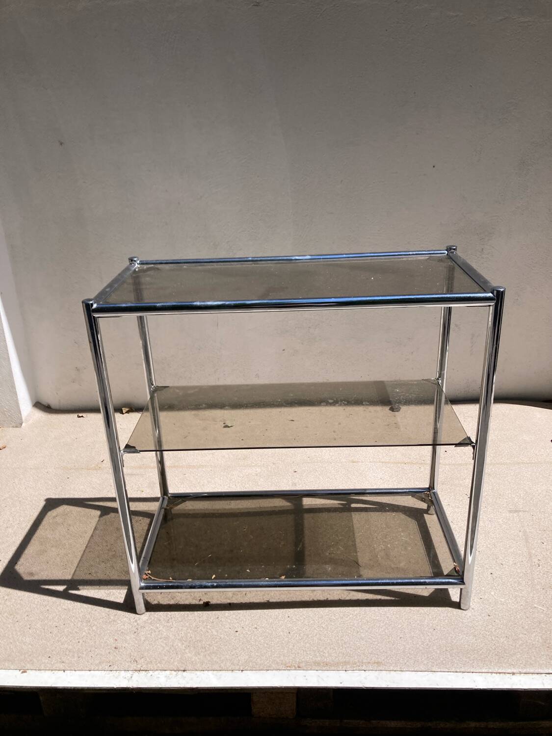 Étagère console chromée verre fumé années 70