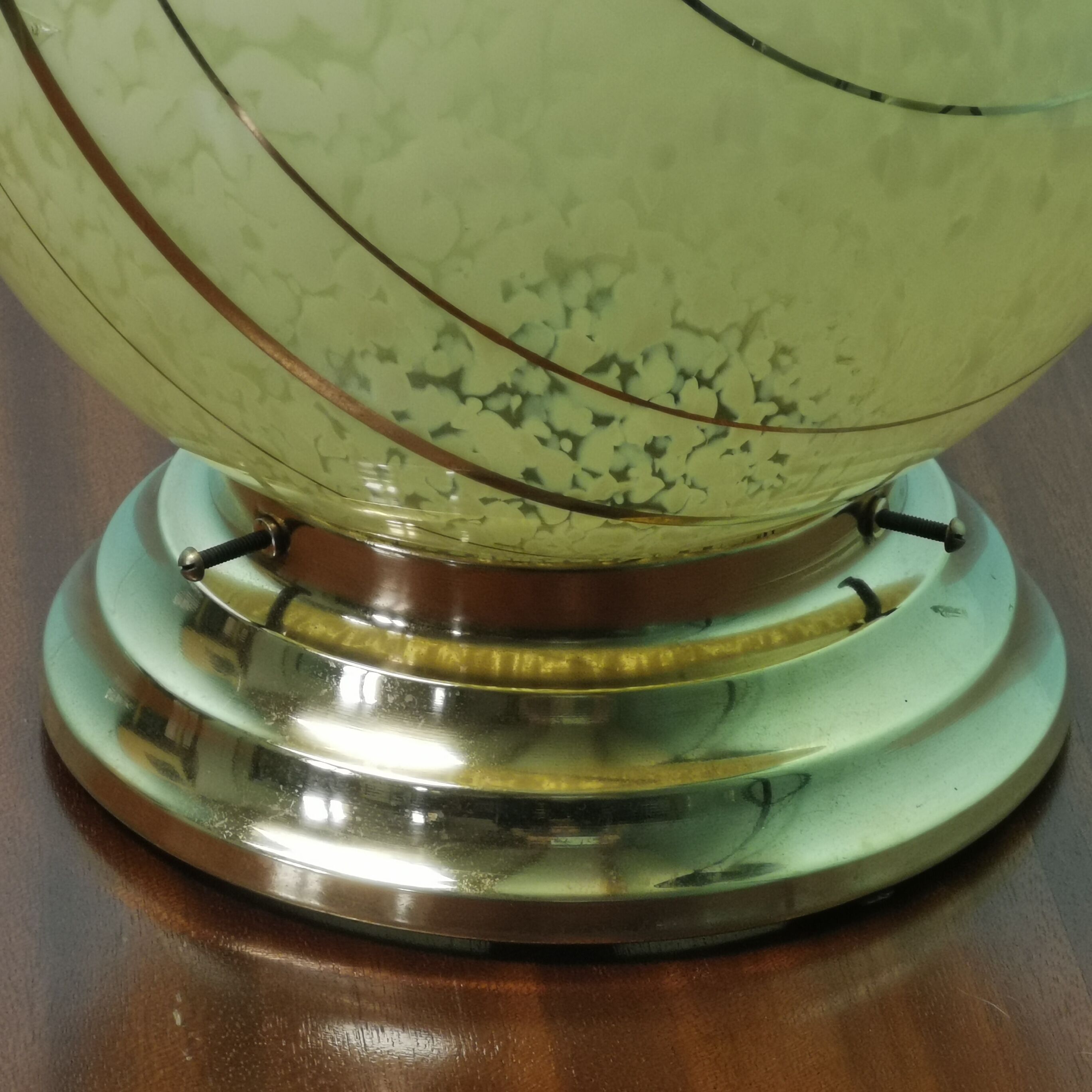 Clichy glass ceiling