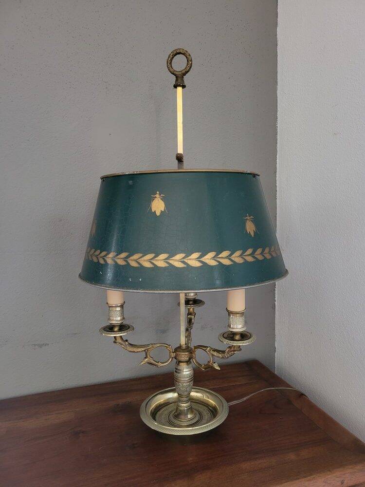 Bee hot water bottle lamp