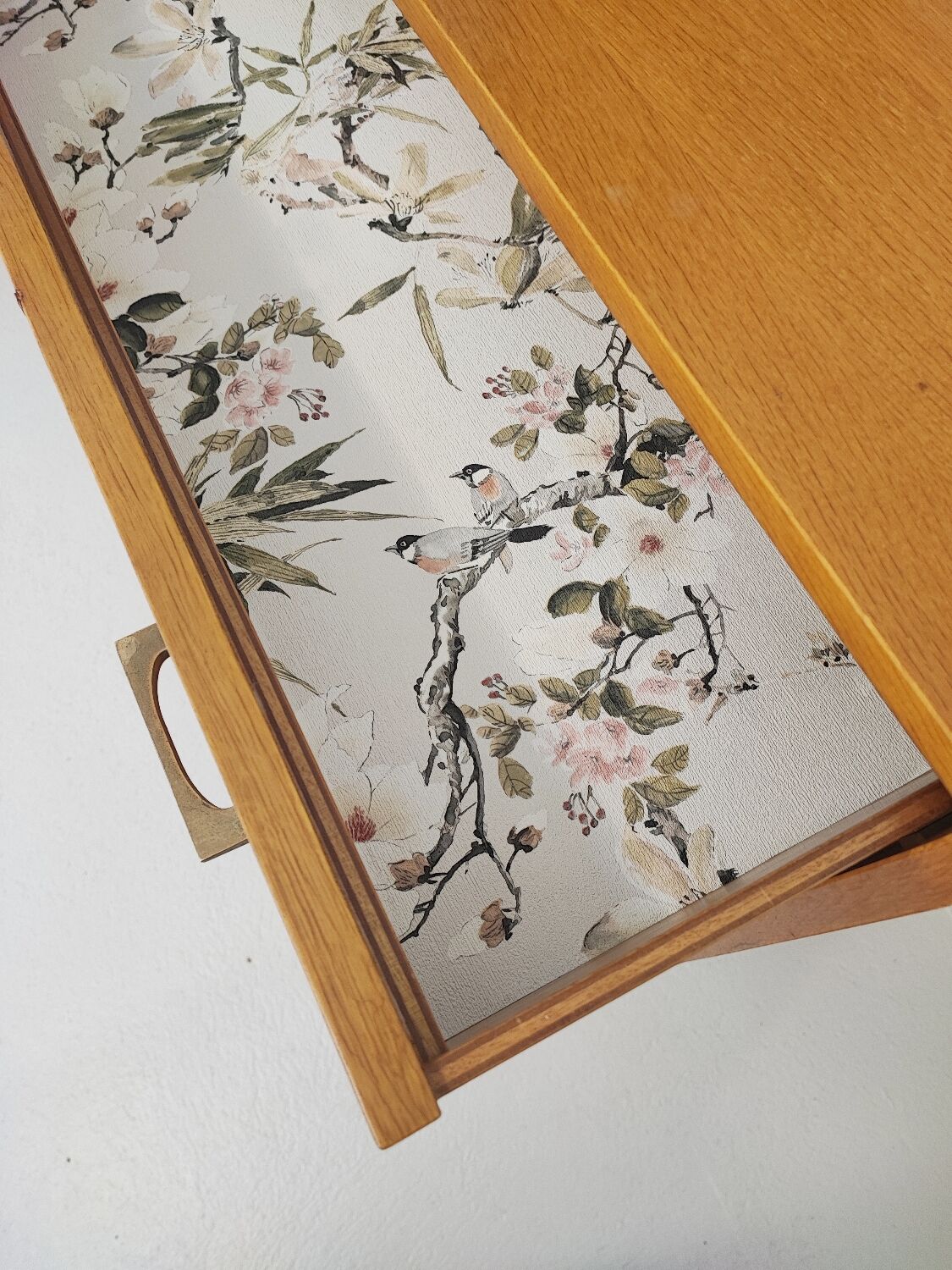 Vintage chest of drawers