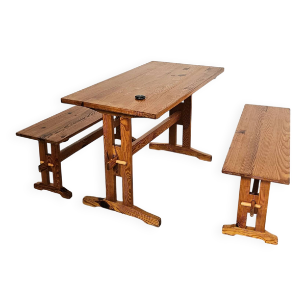 Bancs et table à manger scandinaves modernes en pin massif, années 1970