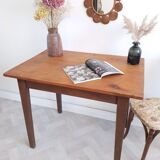 Flea market table