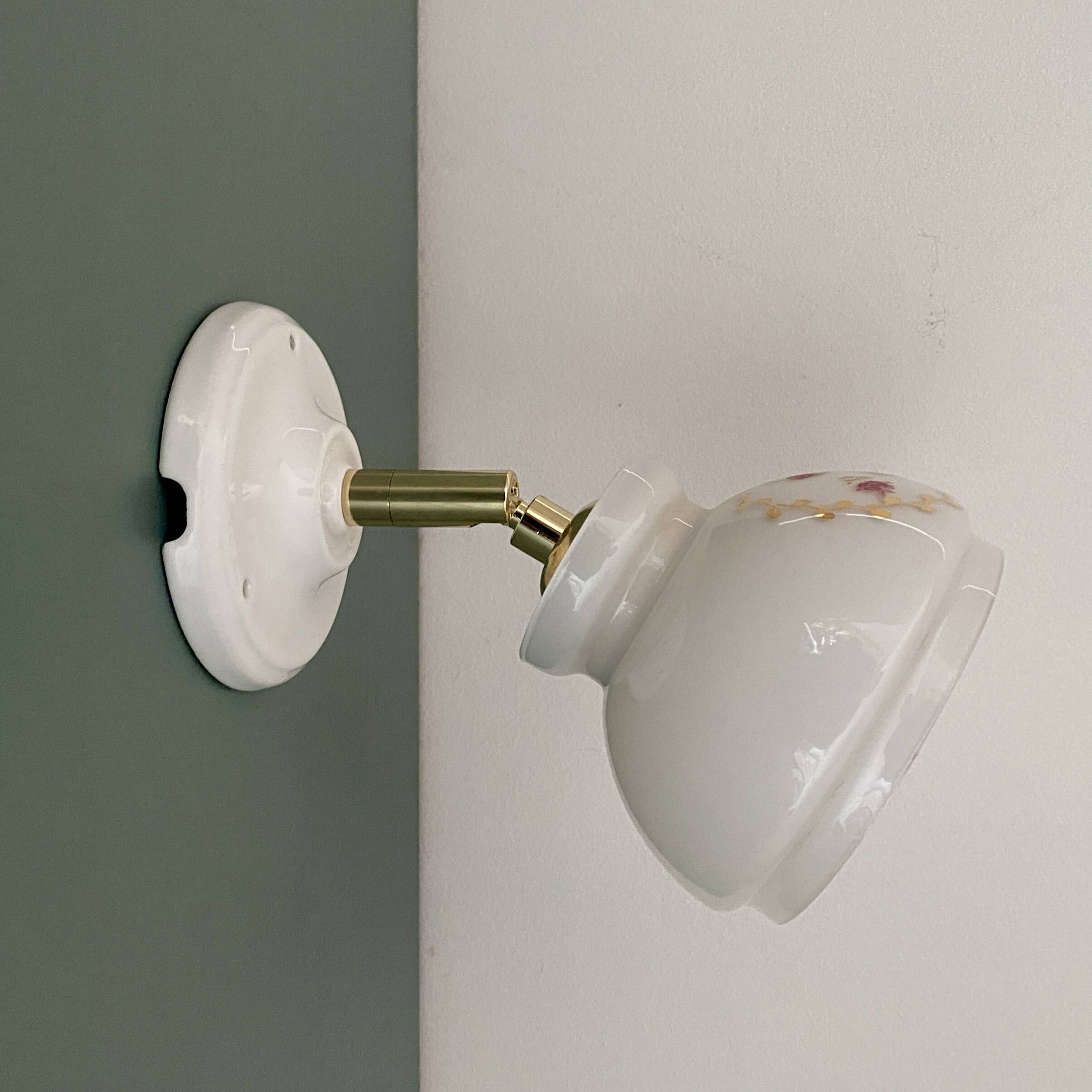 Vintage white opaline wall lamp with shade
