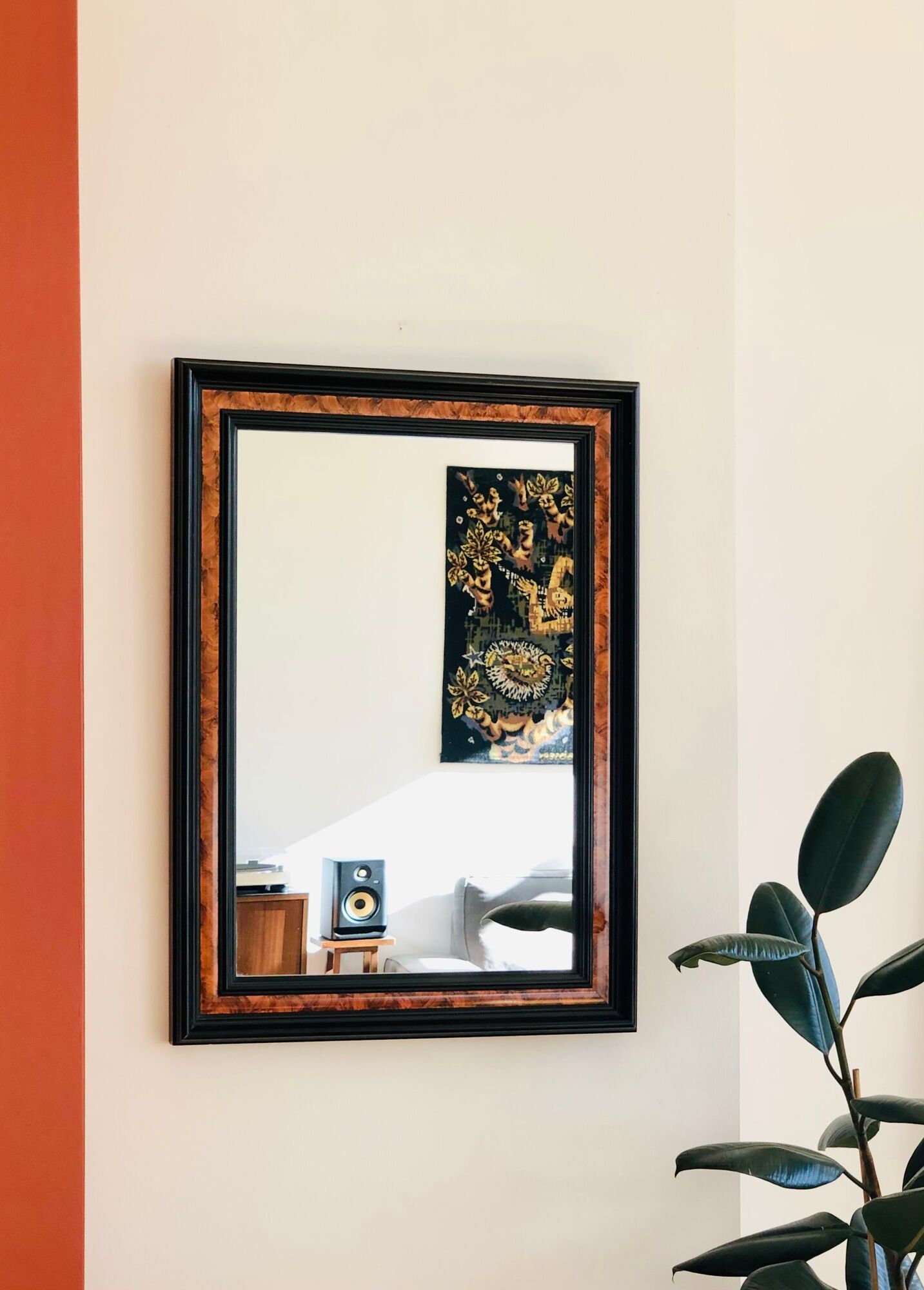 Old wall mirror 72 x 52 cm in black wood and faux mahogany