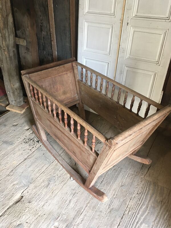 Vieux berceau de Hollande années 1800 en chêne