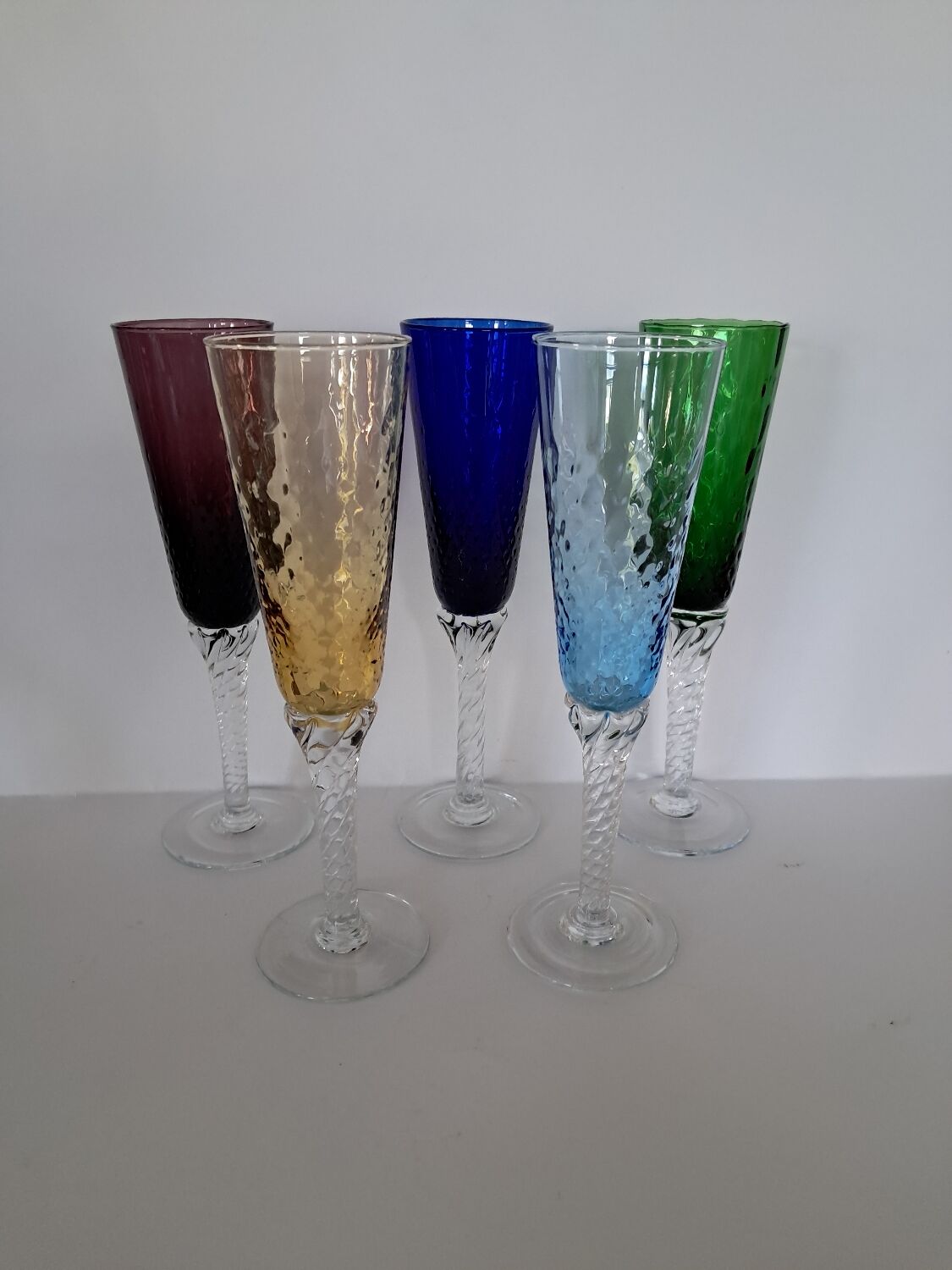 5 Murano champagne flutes