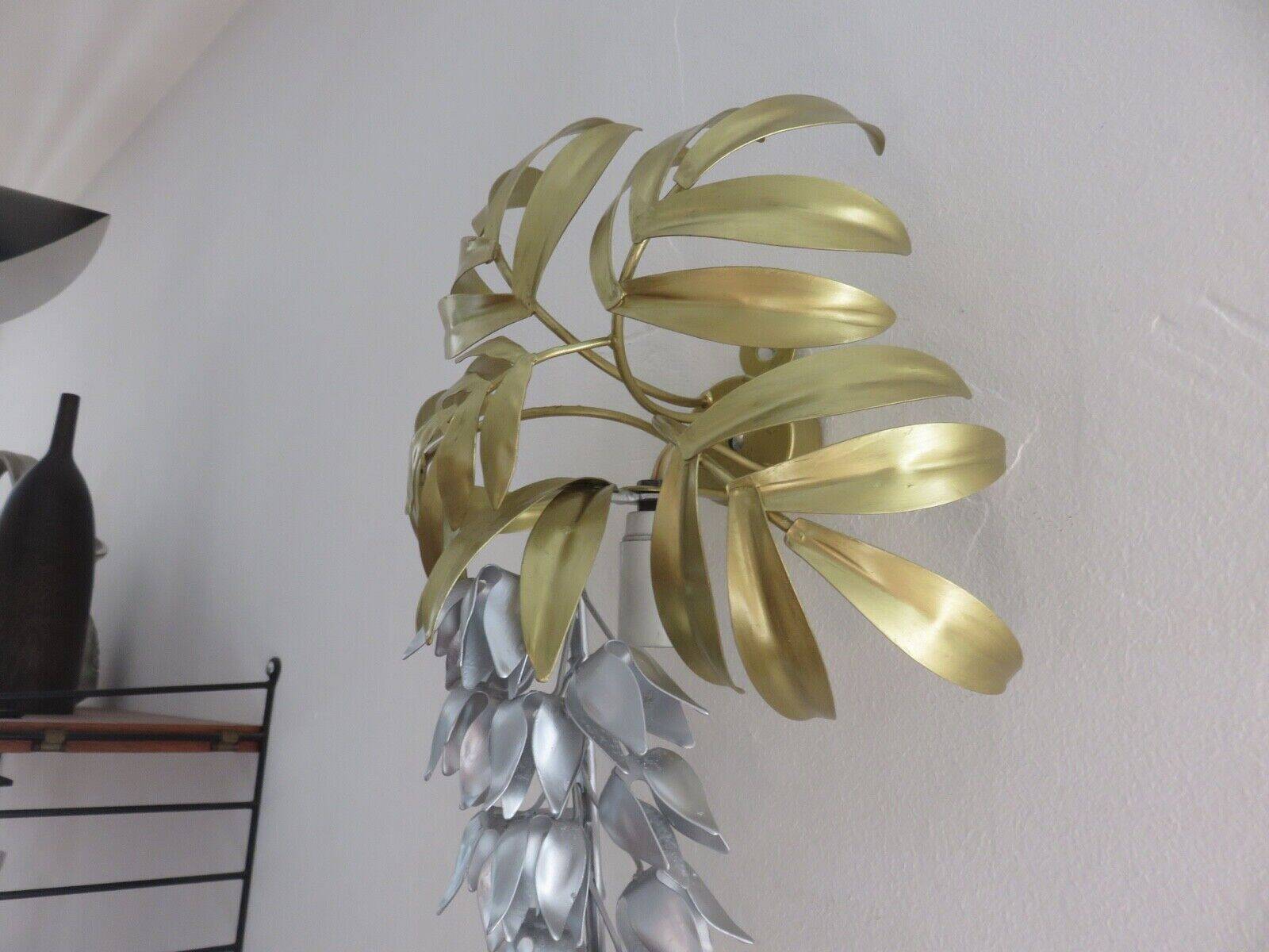 “wisteria” wall lamp by Hans Kögl 1970