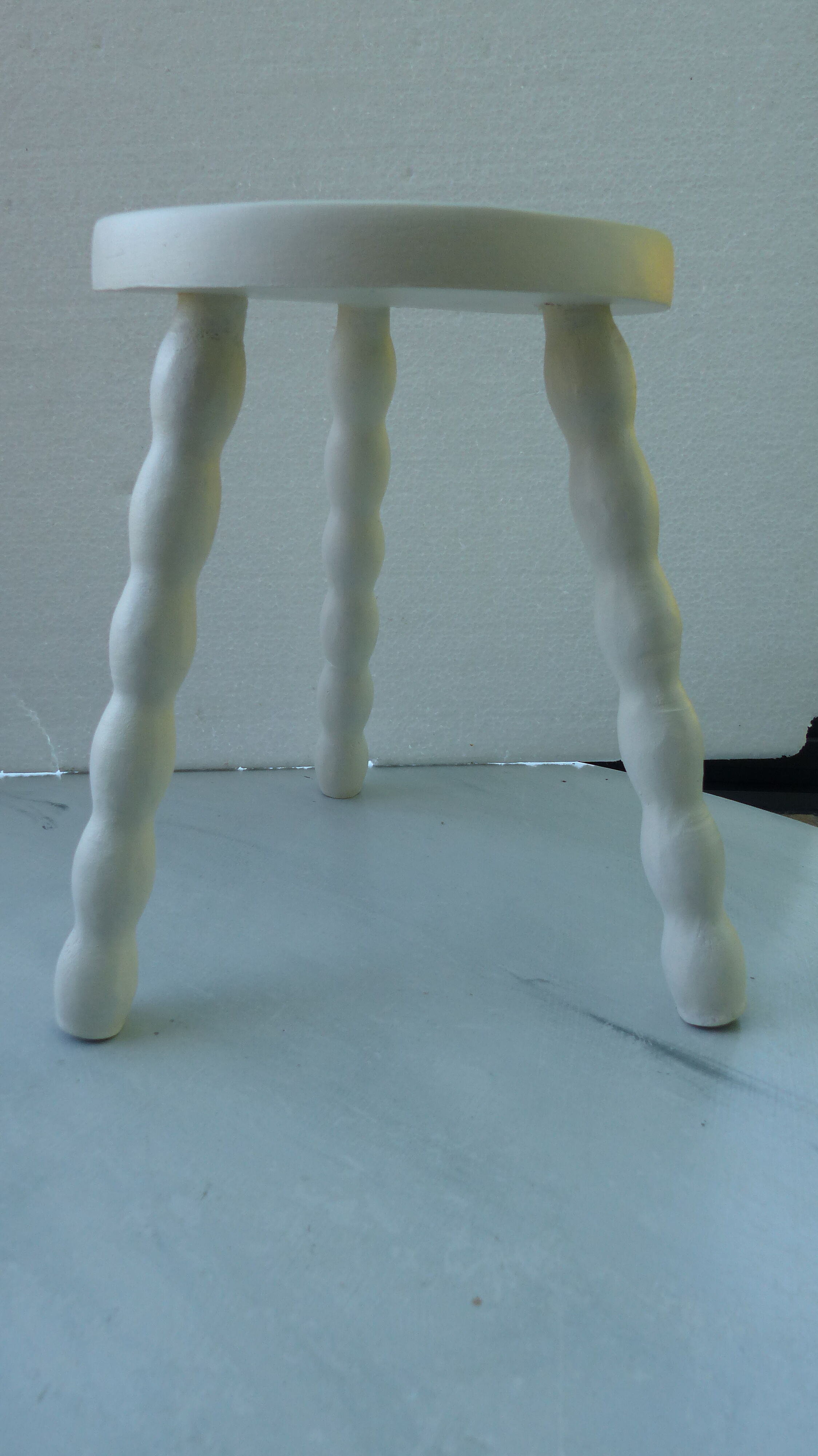 Tripod stool