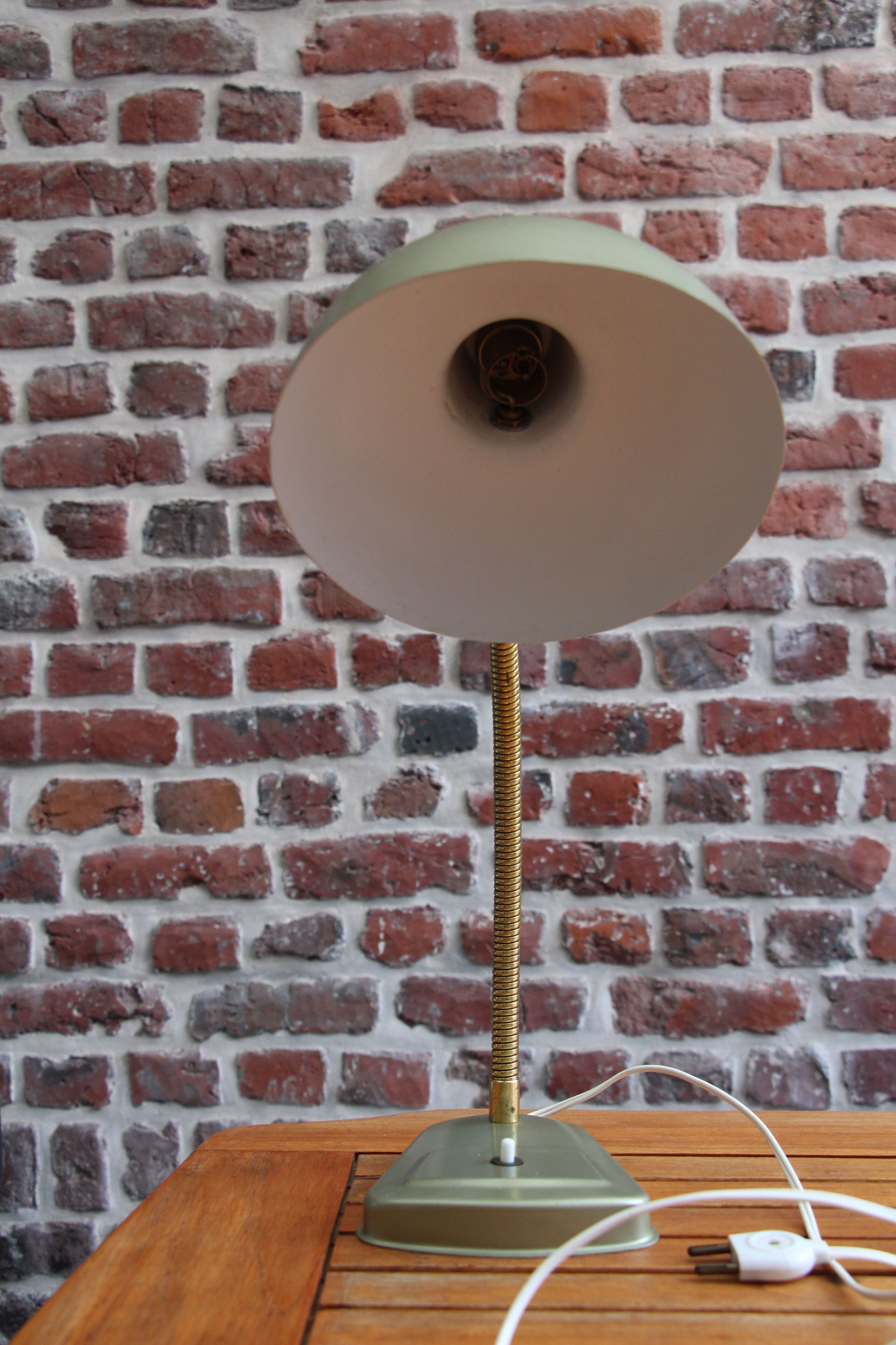 Green desk lamp 70's