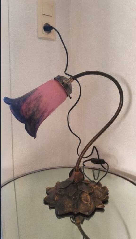 1940s Art Deco bronze and tulip lamp signed French glass