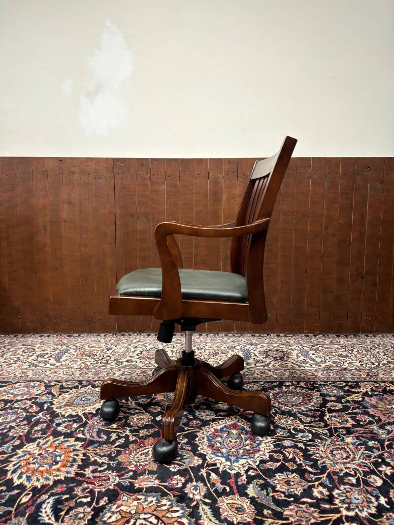 Chaise de bureau classique anglaise
