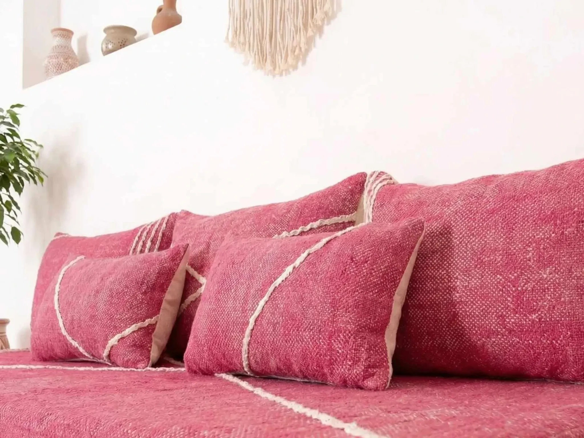 Moroccan cotton pink rug for the floor.