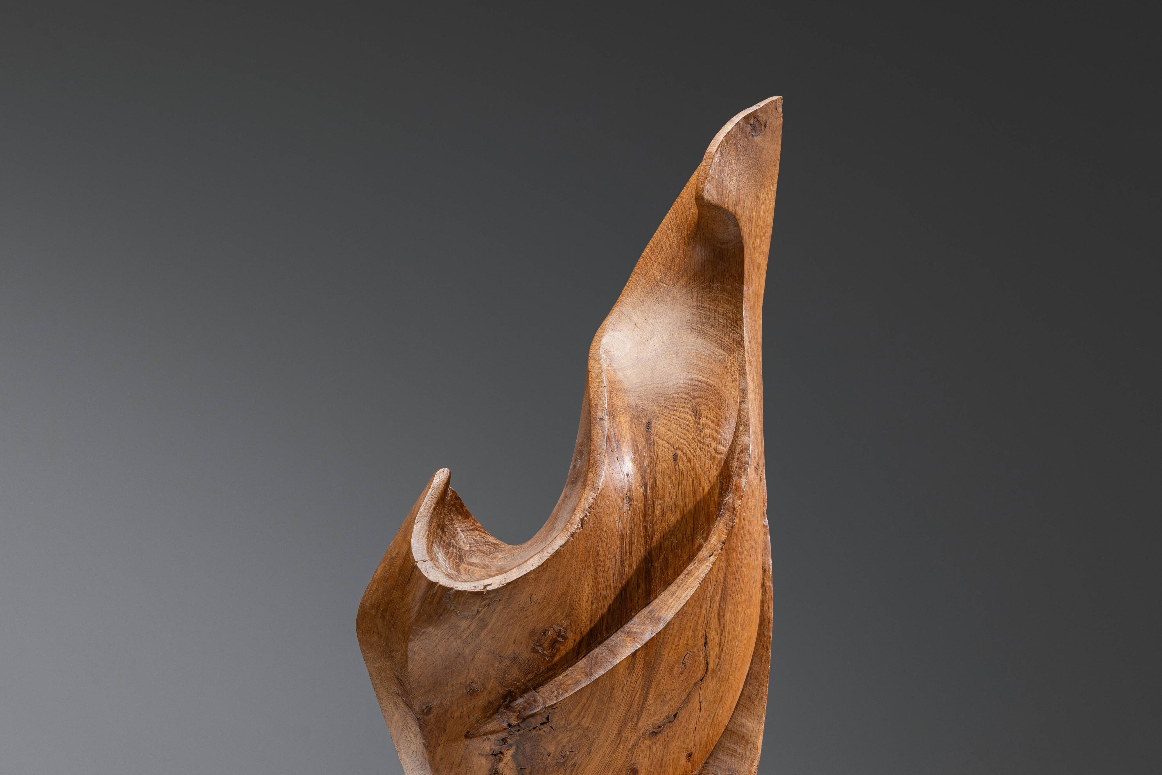 Forme sculpturale en chêne solide