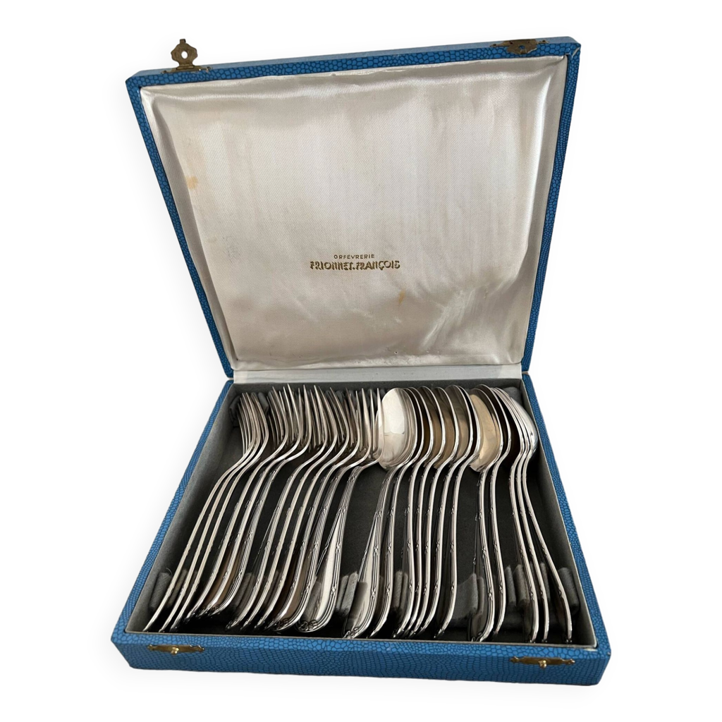 24-piece silver-plated metal cutlery set with 100 g punched ribbons by  François Frionnet