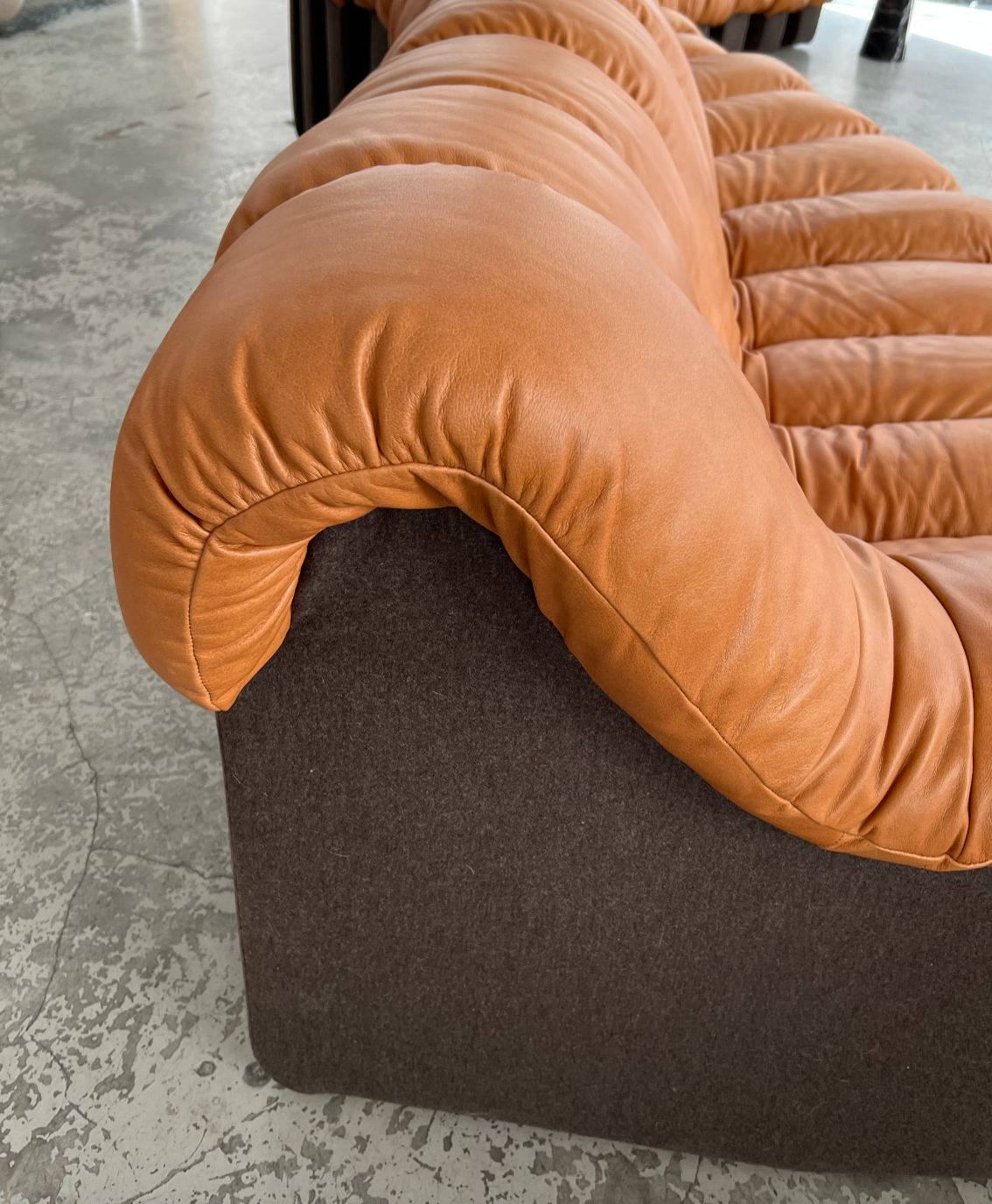 Sofa DS-600 de, Ueli Berger, Eleonore Peduzzi-Riva, Heinz Ulrich, Klaus Vogt for De Sede 1972