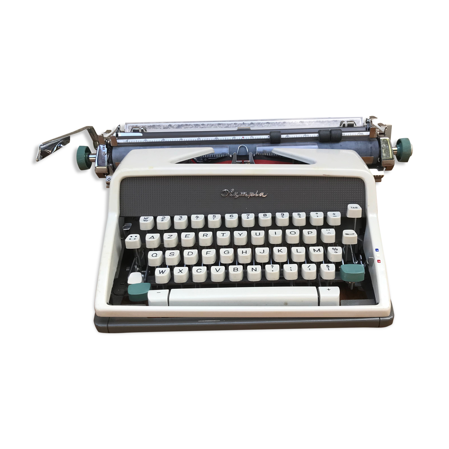 Former olympia metal beige writing machine
