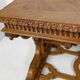 Table de bureau Néorenaissance en chêne 1880-1900
