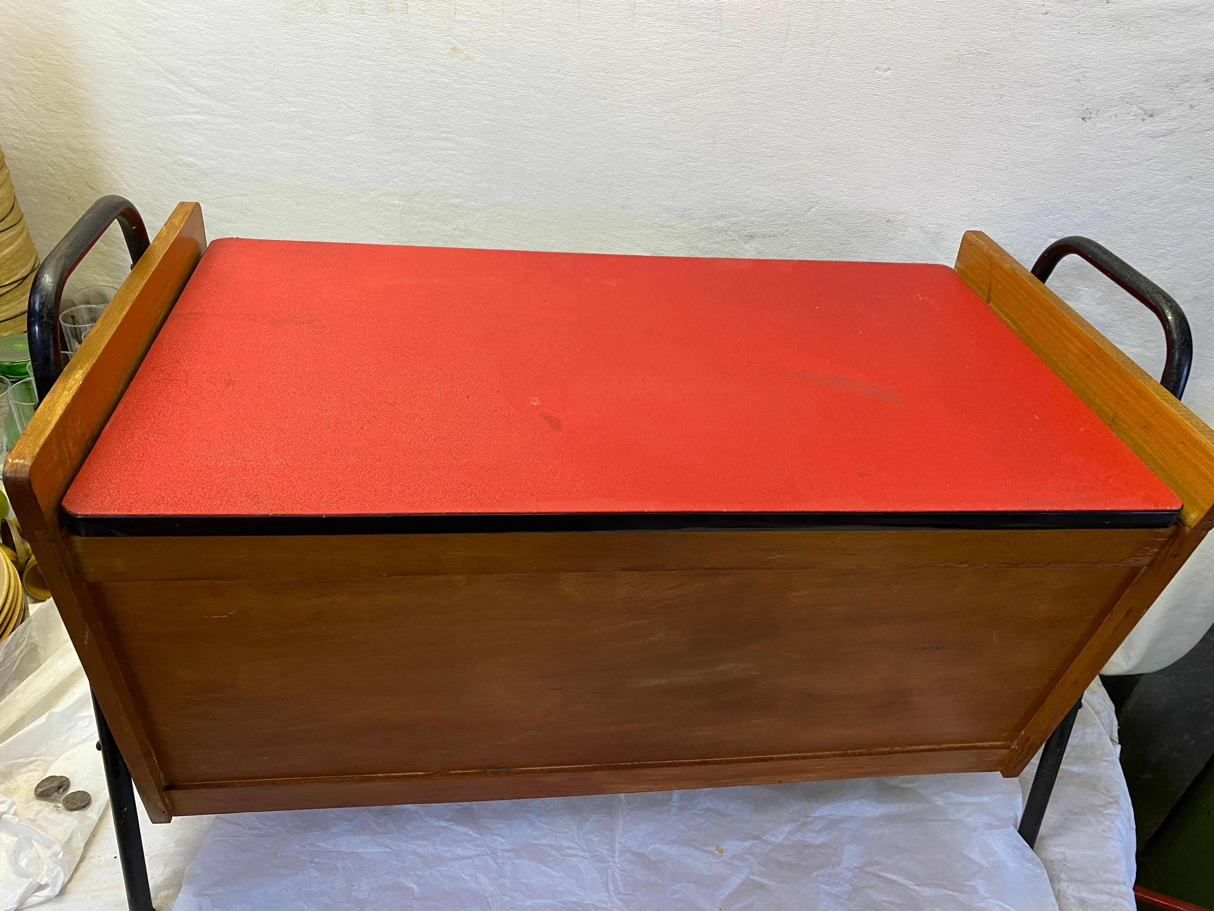 60s toy chest