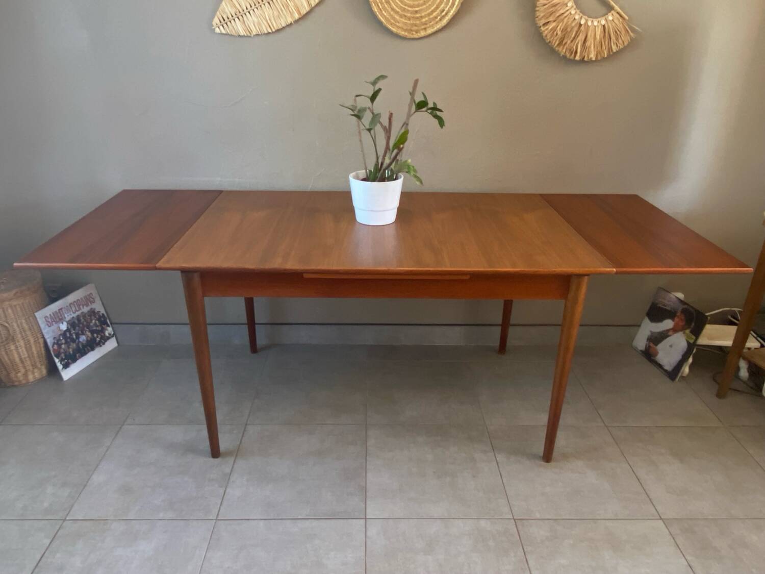 Vintage teak table with extensions