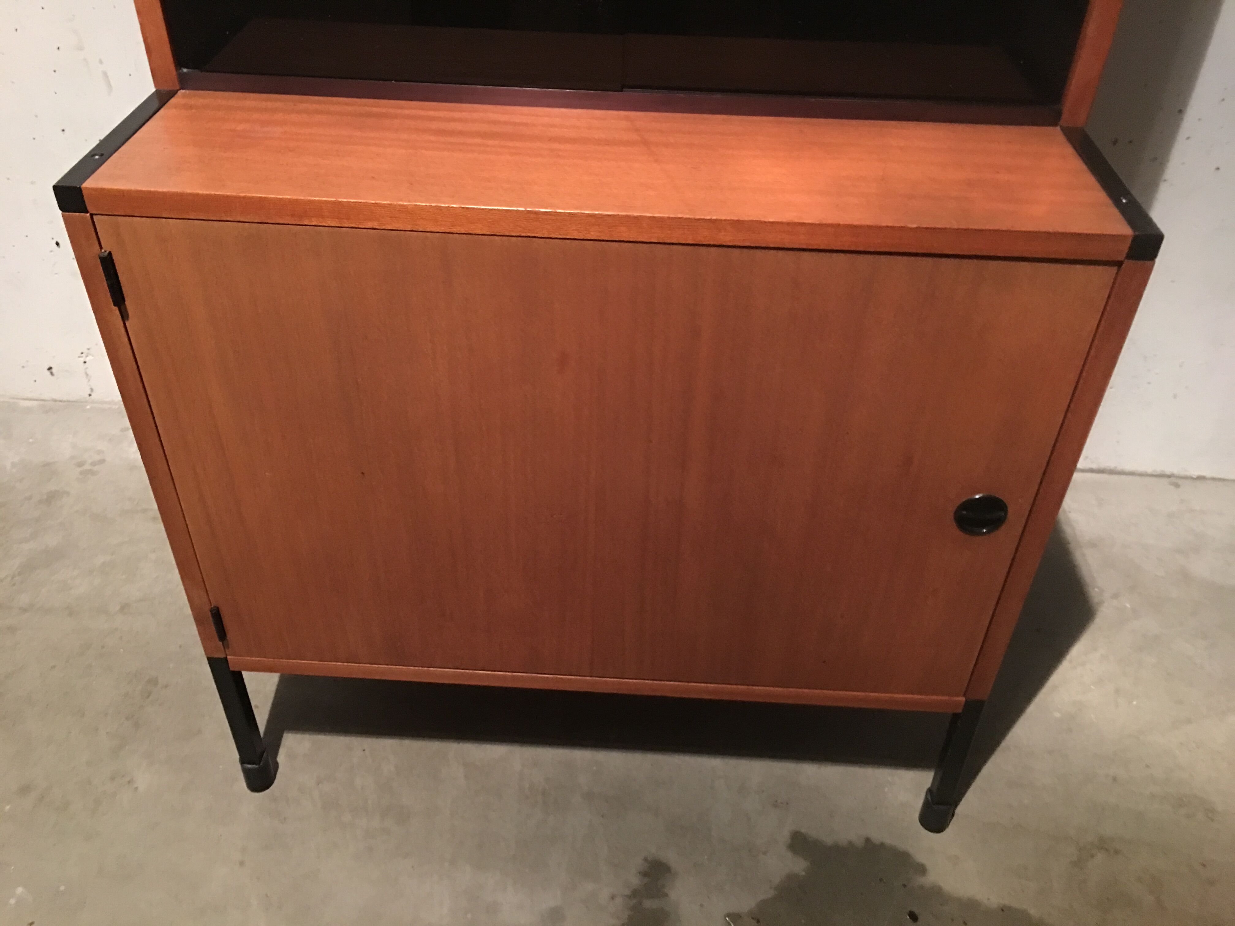 Furniture showcase Minvielle library