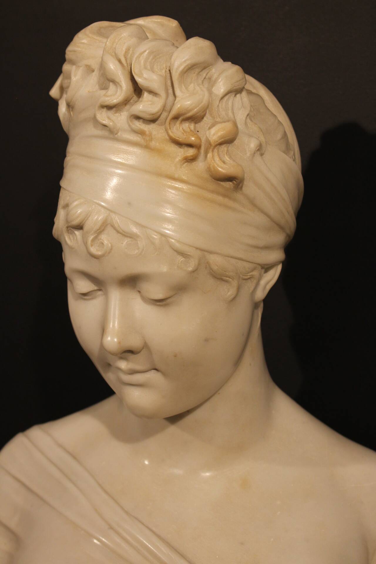 Bust of a woman in Carrara marble
