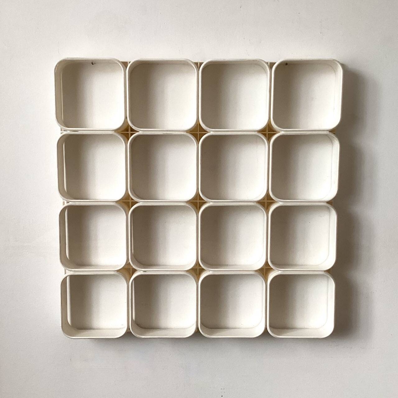 White plastic module shelf from the 70s