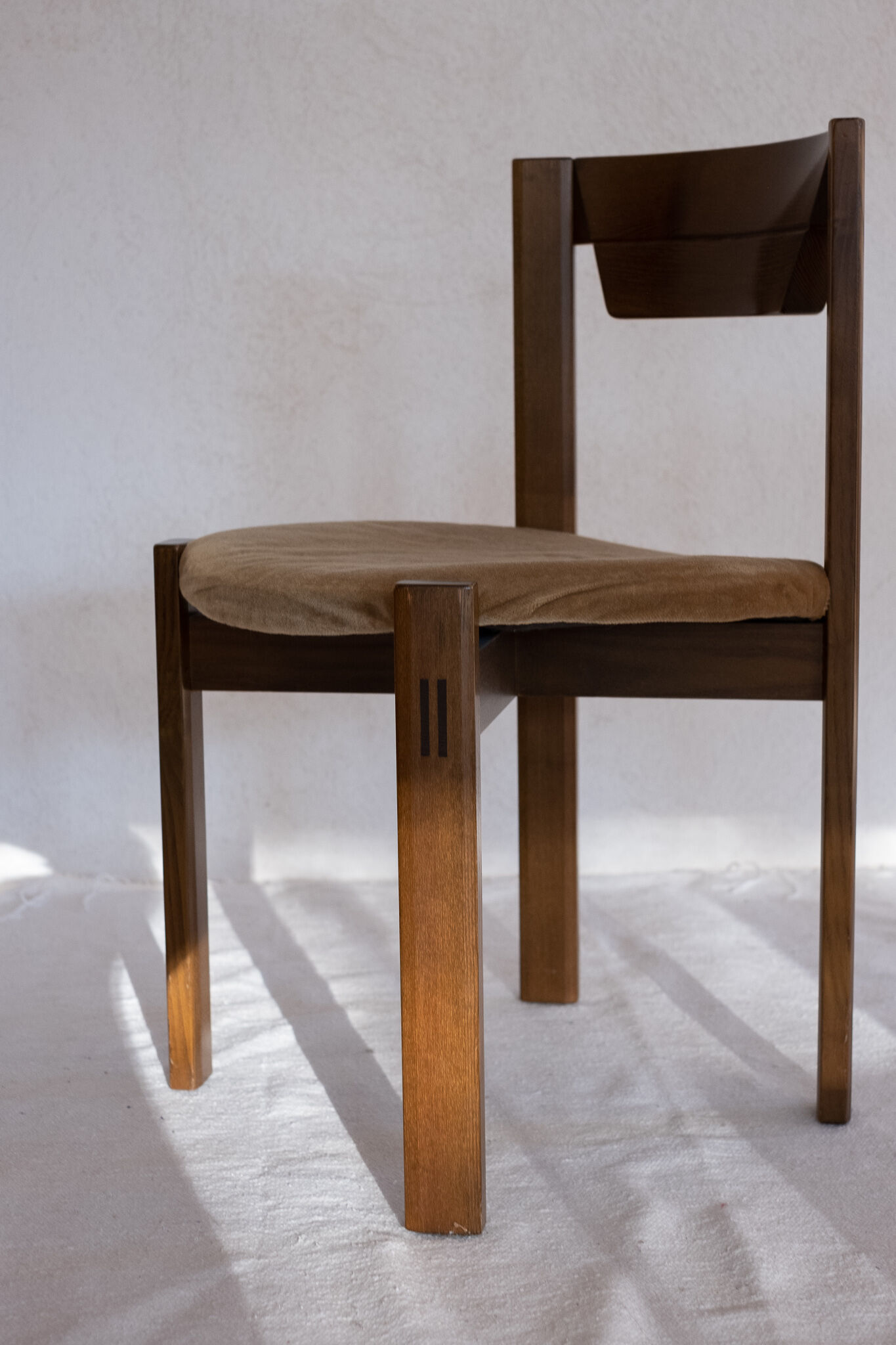 Set of 4 chairs in the spirit of Silvio Coppola