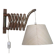 Eric Hansen pour le lampadaire articulé Le Klint, Danemark, années 1960.