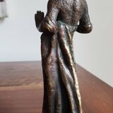 Statuette ancienne en bronze patiné