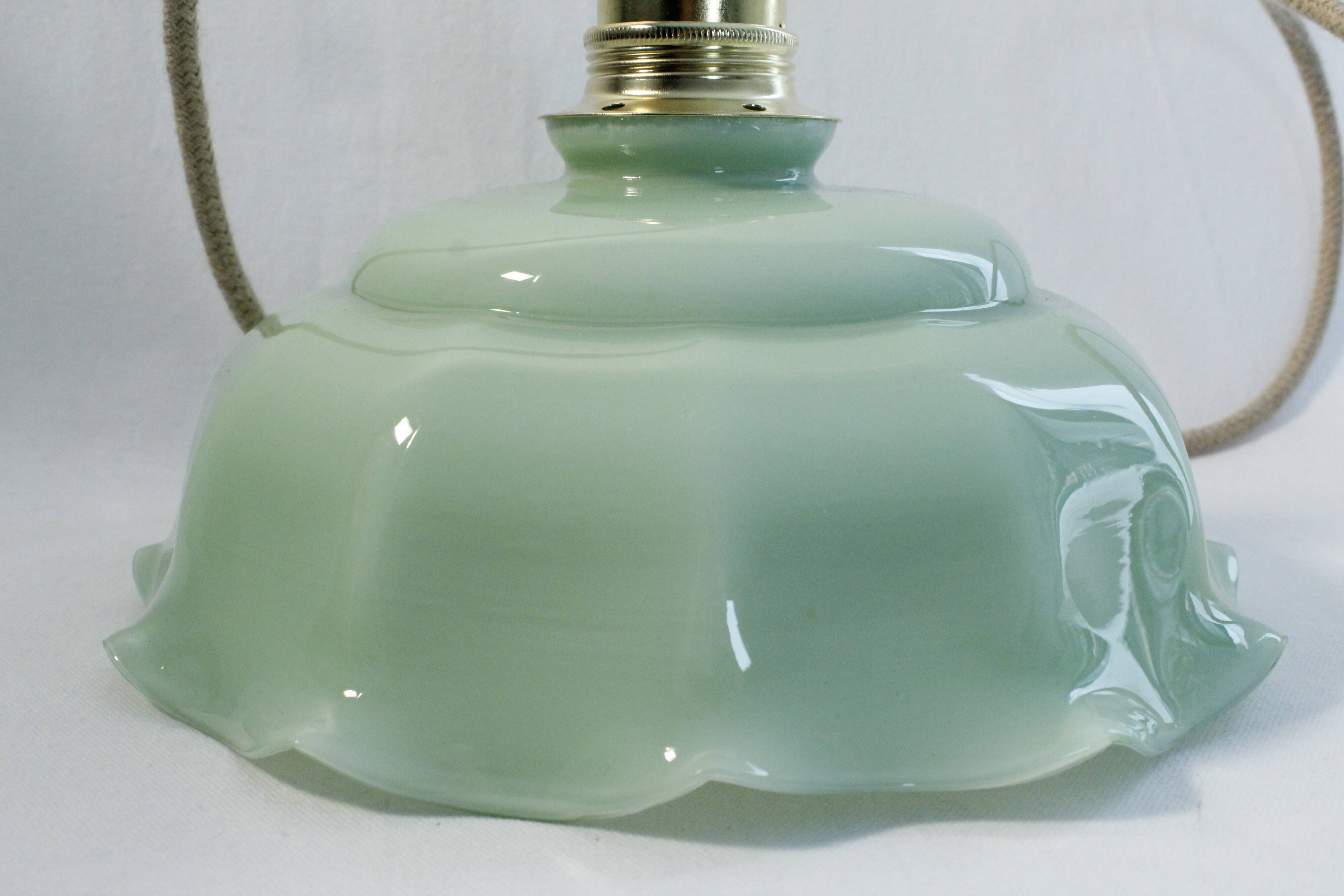 Suspension in vintage almond green opaline - electrified to nine