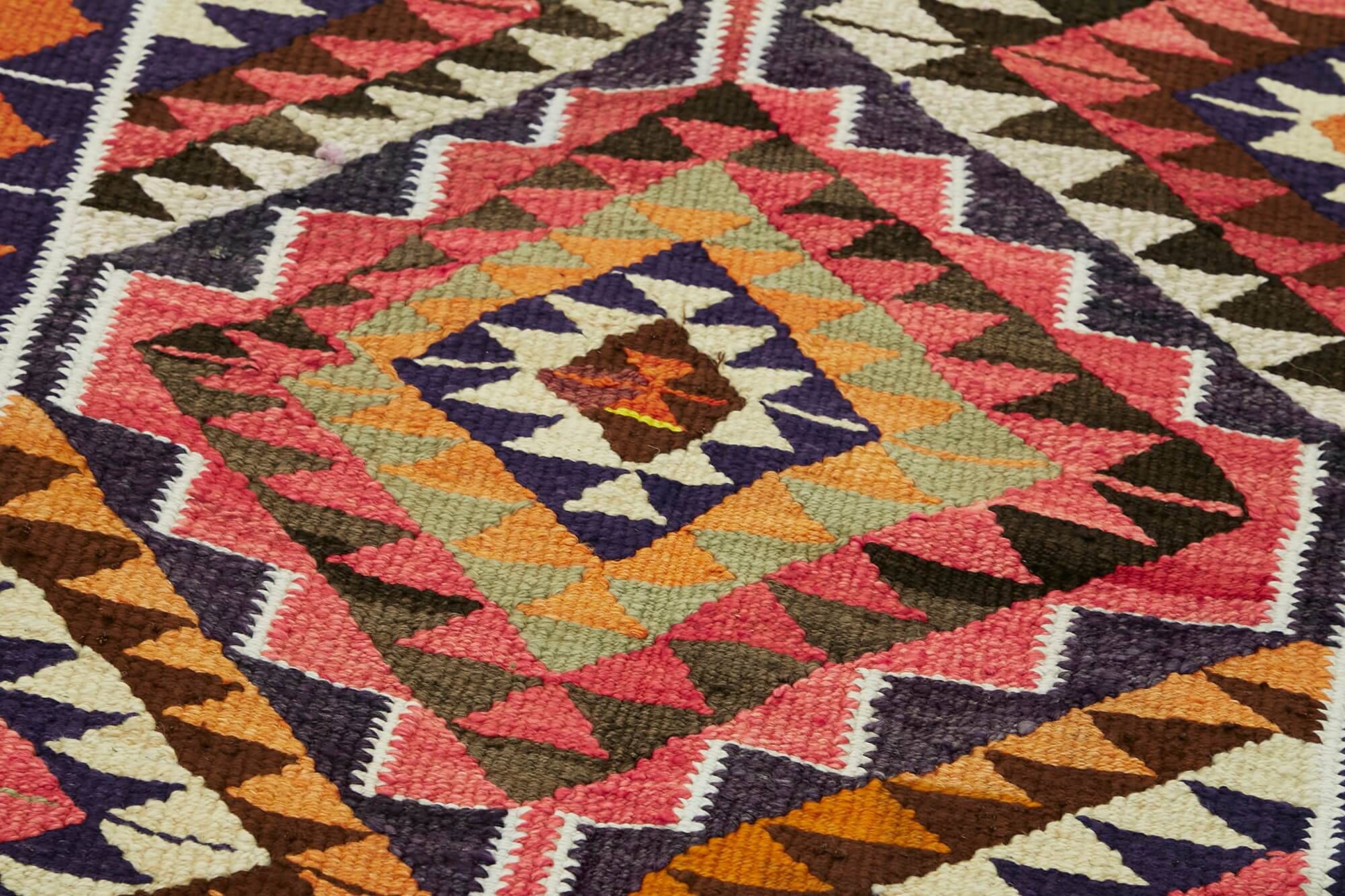 Turkish Handwoven Vintage Herki Kilim 90 cm x 348 cm