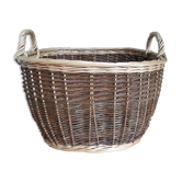 Very large oval laundry basket in two-tone braided wicker with handles
