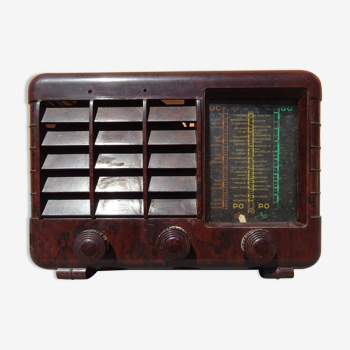 Poste tsf radio en bakélite vintage