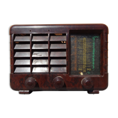 Tsf radio in vintage bakelite