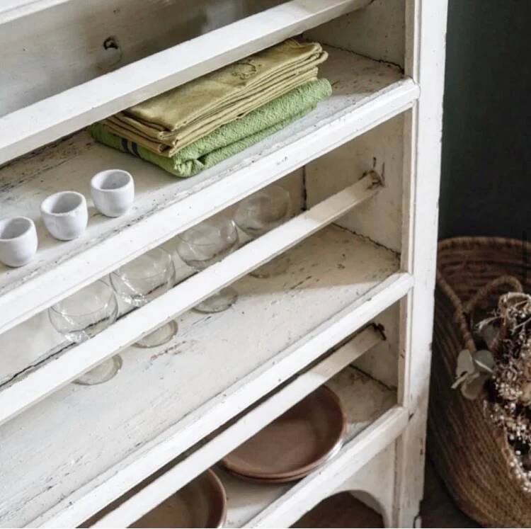 Large casserole dish