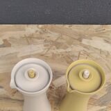 Tupperware oil/vinegar maker