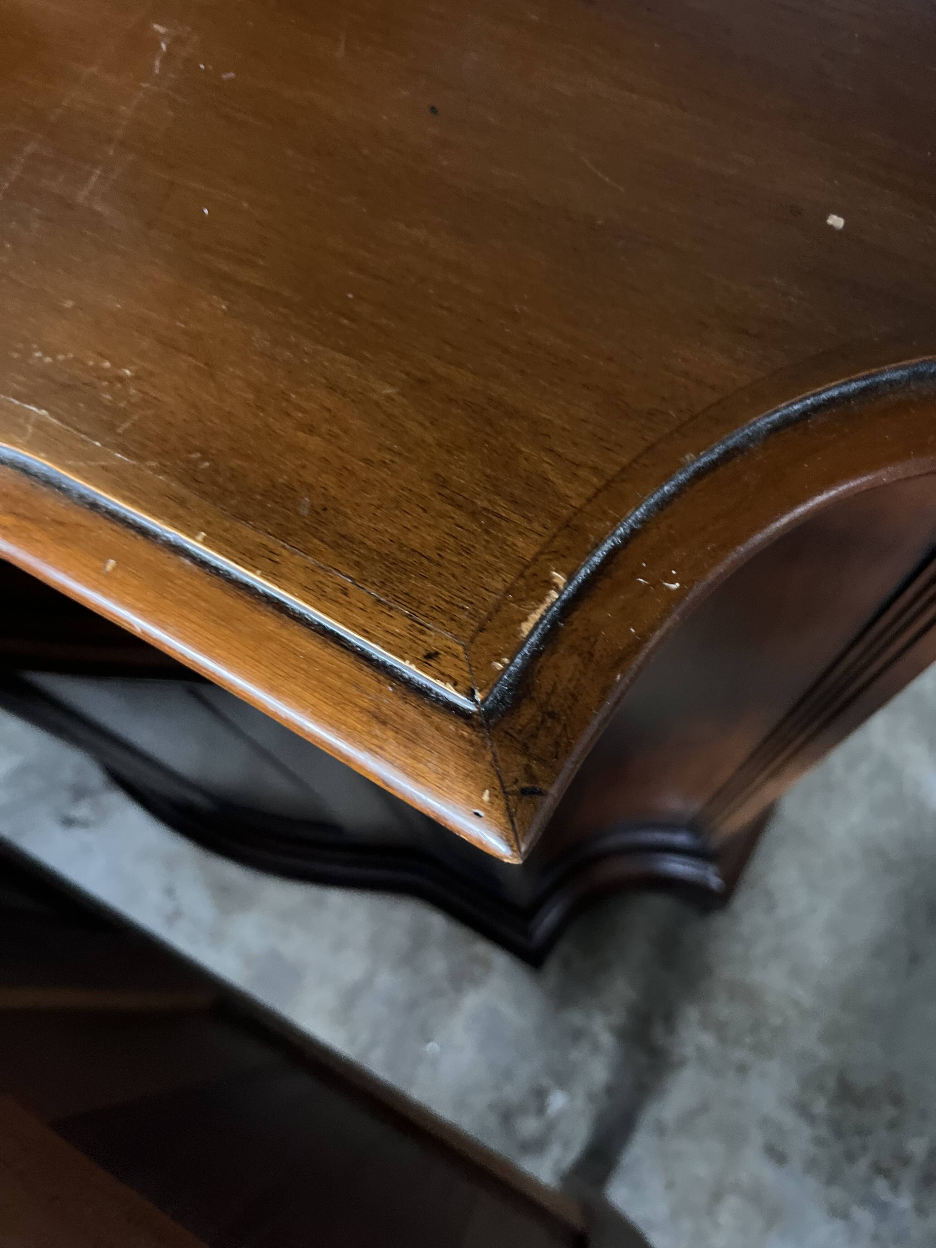 English style entrance furniture