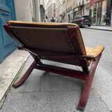 Paire de fauteuils pliants en cuir palissandre