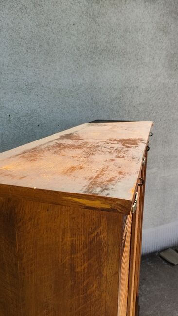 Filing cabinet, triple curtain furniture