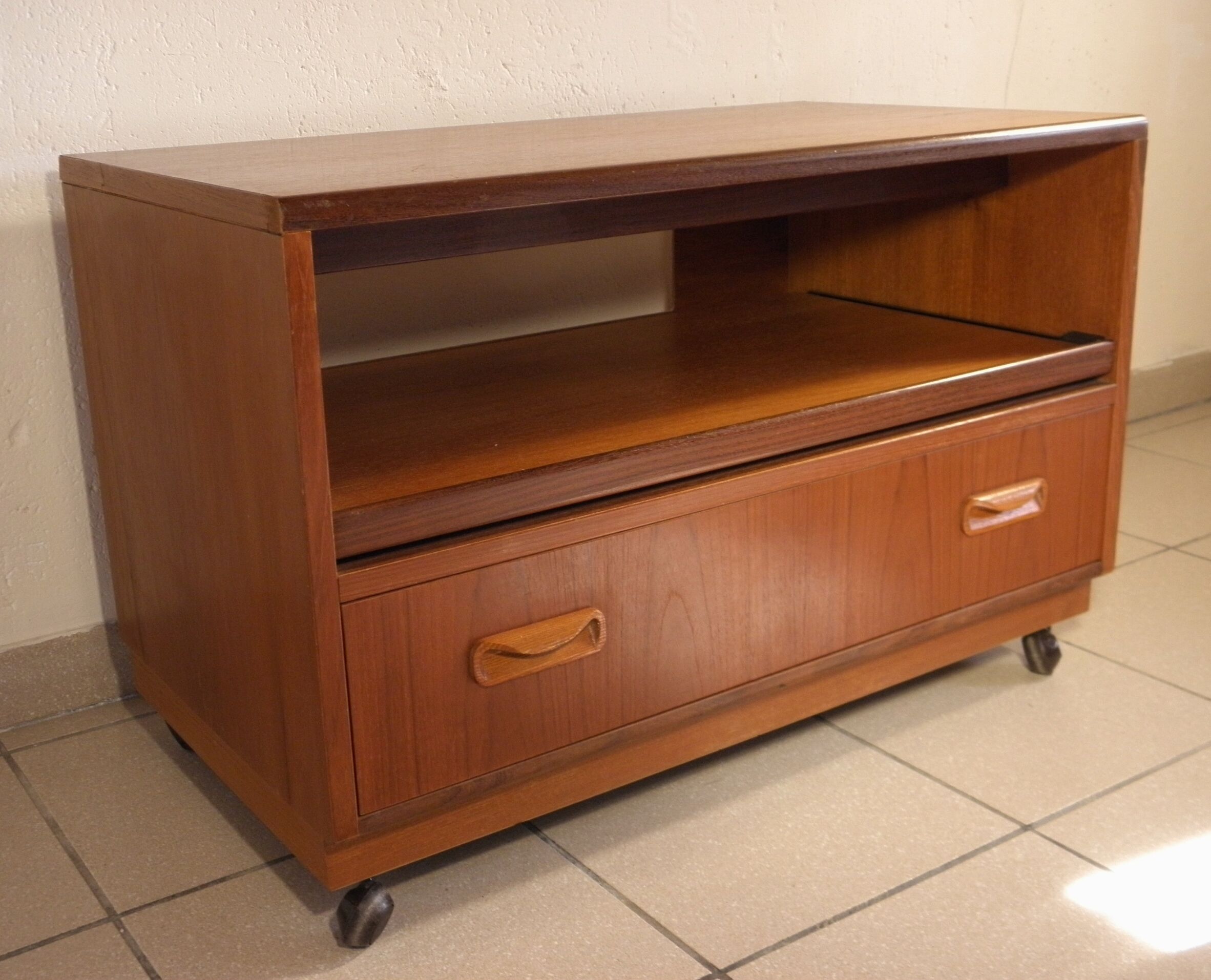 TV stand in teak G-Plan