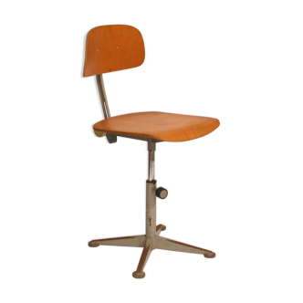 Friso kramer  workshop chair 1963