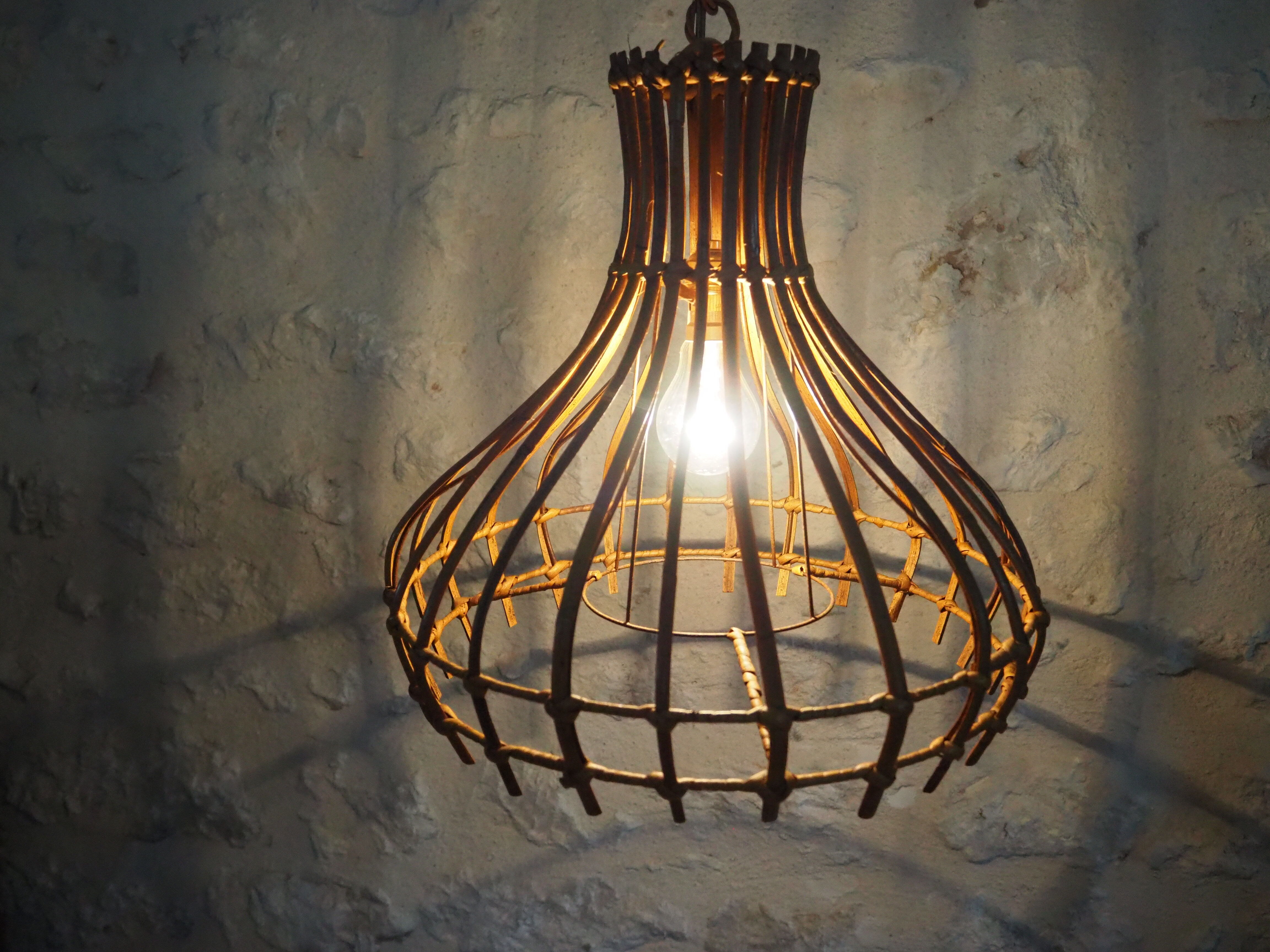 Rattan suspension of the 1960s