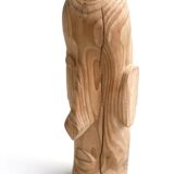Minimalist sculpture of a head in light wood, 1970s